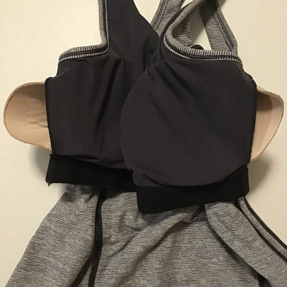 Lululemon Athletica Women’s Tank Top Keyhole Racerback Gray/White Stripe - Picture 7 of 9